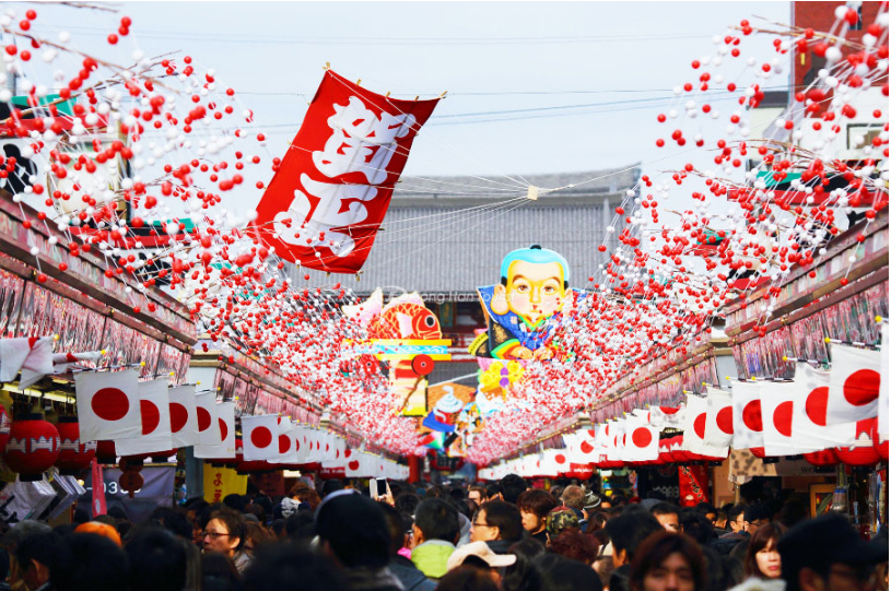 Banh-Mochi-Nhat-di-kem-voi-Tet-Co-Truyen-Nhat-Ban