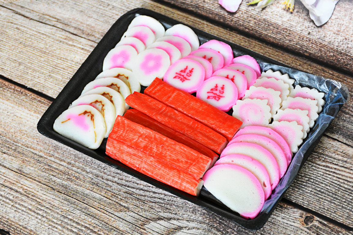 Set-lau-Osechi-Nhat-Ban-tong-hop-nhung-vien-tha-lau-cho-noi-lau-cua-ban-them-hap-dan